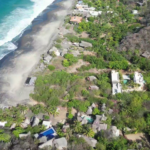 Terreno con Cabañas y Vistas al Mar en Playa Mermejita, Oaxaca - Galería